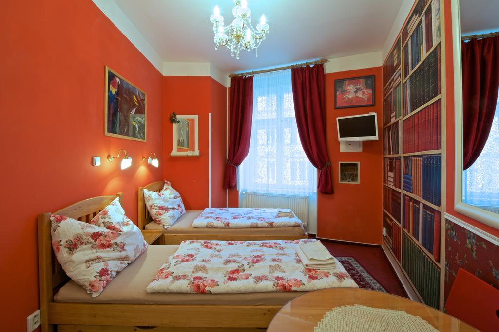 Alice House Prag