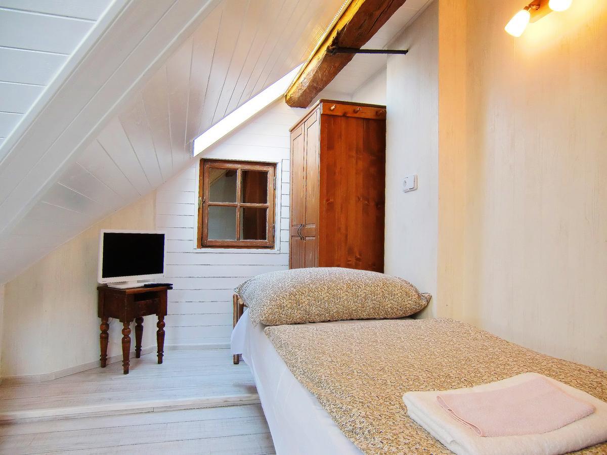 Aparthotel Alice House 3*