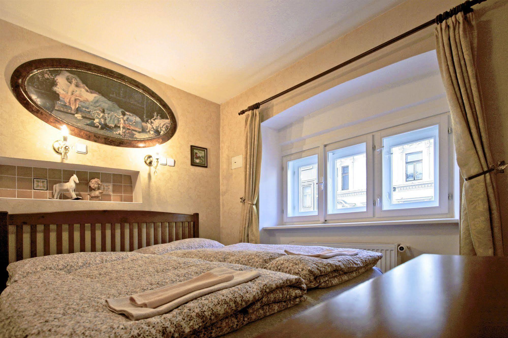 Alice House Aparthotel