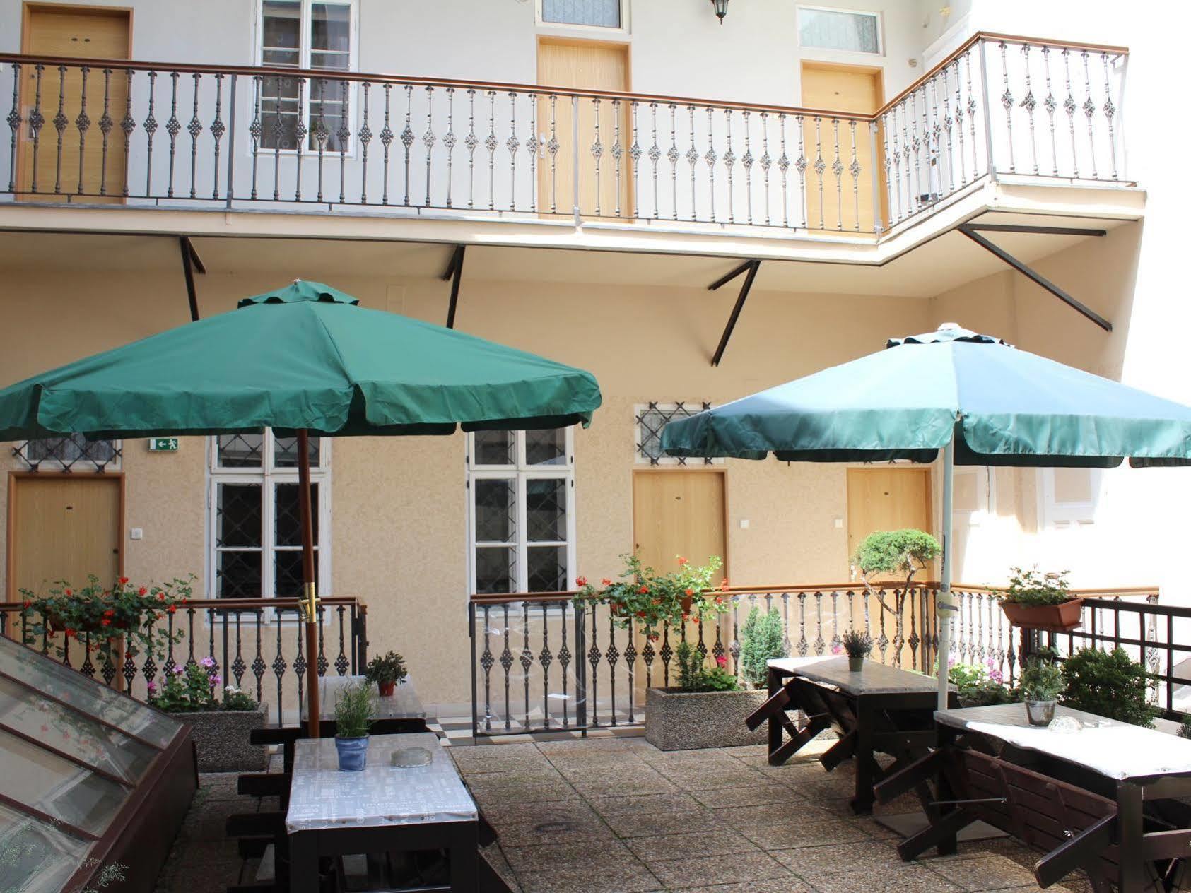 Alice House 3* Prag